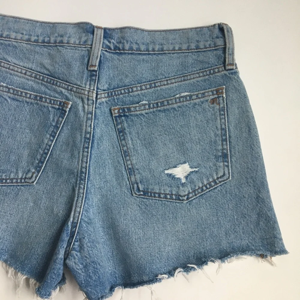Madewell Relaxed Side-Slit Edition Raw Hem Denim Jean Shorts Madera Wash Size 25